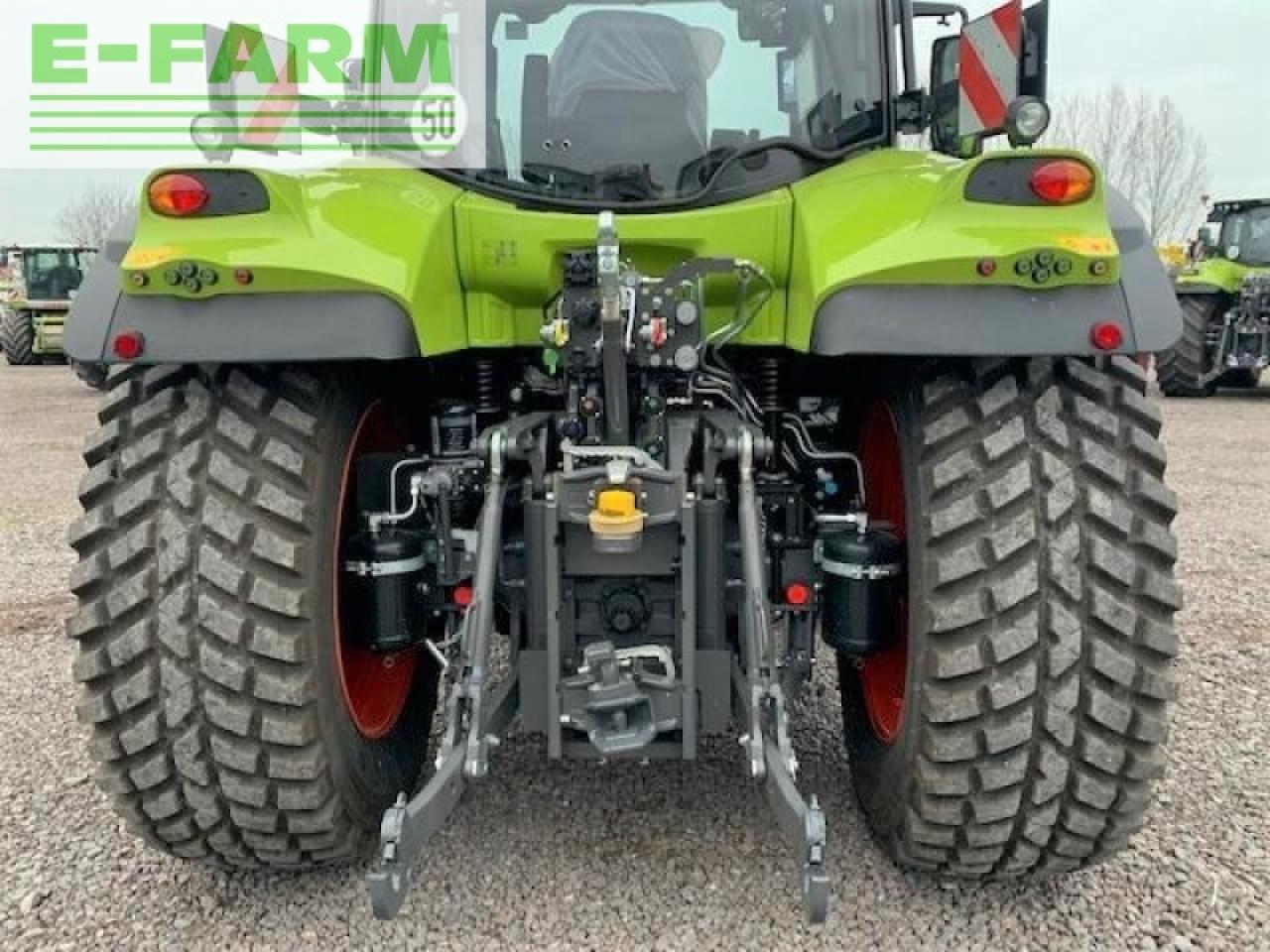 CLAAS arion 530 cmatic stage v - Tracteur agricole: photos 5 CLAAS arion 530 cmatic stage v - Tracteur agricole: photos 5