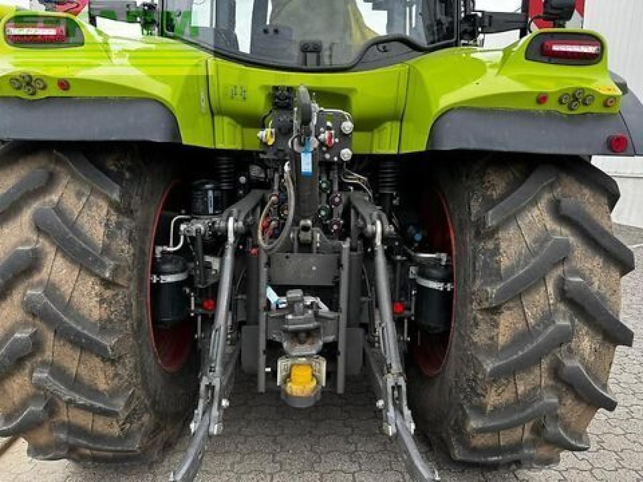 CLAAS arion 550 cmatic CMATIC - Tracteur agricole: photos 5 CLAAS arion 550 cmatic CMATIC - Tracteur agricole: photos 5