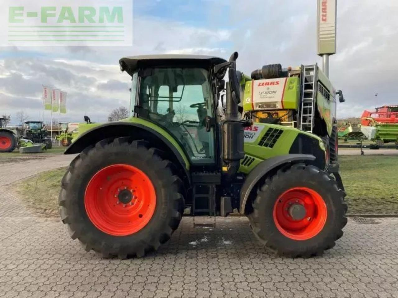 CLAAS arion 550 cmatic cis+ CMATIC CIS+ - Tracteur agricole: photos 4 CLAAS arion 550 cmatic cis+ CMATIC CIS+ - Tracteur agricole: photos 4