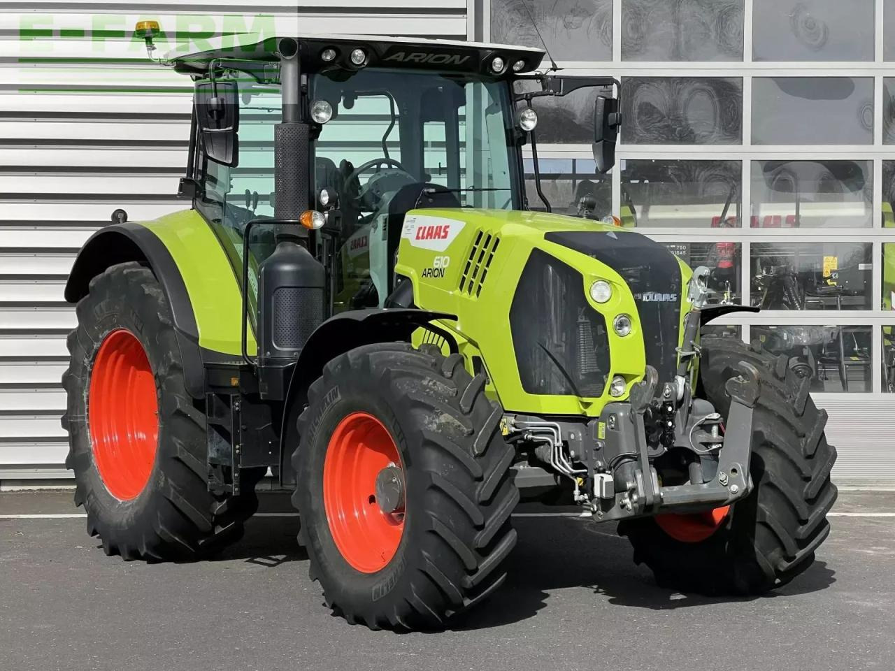 CLAAS arion 610 - stage v concept - Tracteur agricole: photos 1 CLAAS arion 610 - stage v concept - Tracteur agricole: photos 1