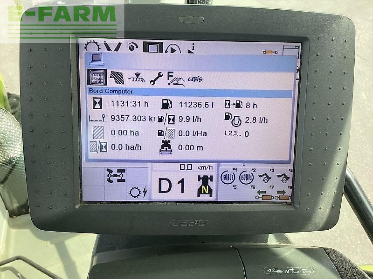 Tracteur agricole CLAAS arion 620: photos 10