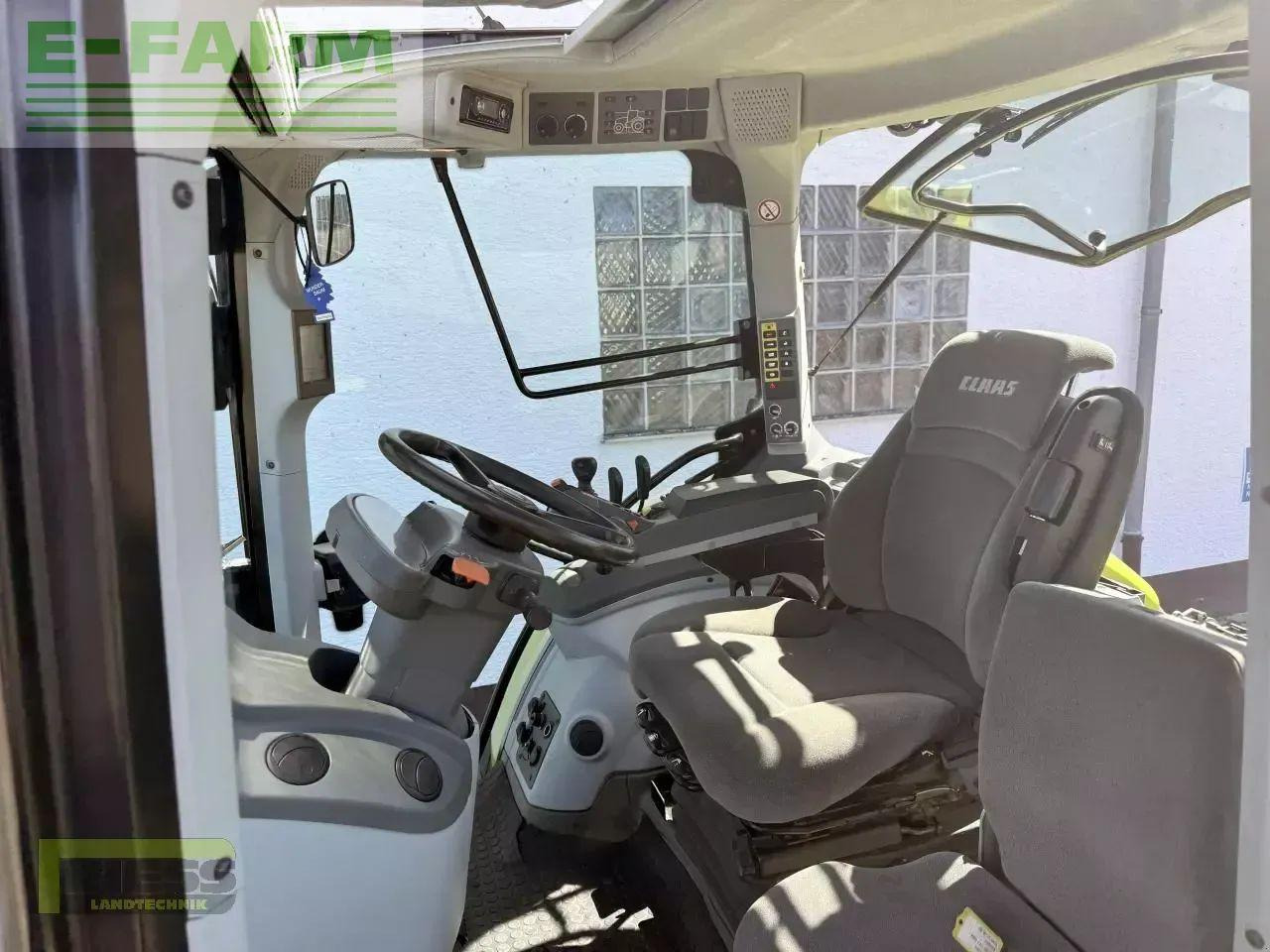 CLAAS arion 630 cis 3b a36 CIS - Tracteur agricole: photos 4 CLAAS arion 630 cis 3b a36 CIS - Tracteur agricole: photos 4