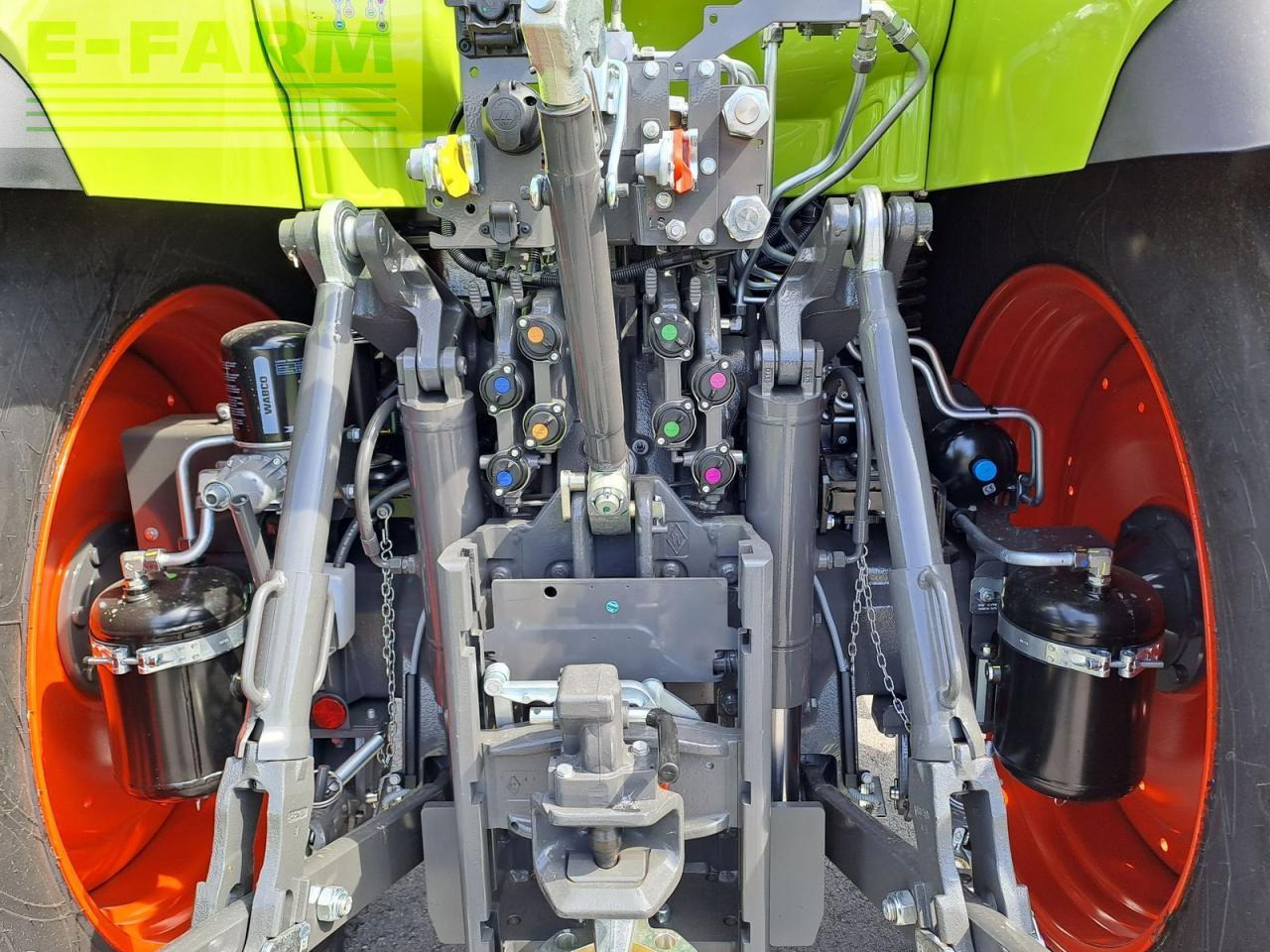 Tracteur agricole CLAAS arion 630 (stage v): photos 11