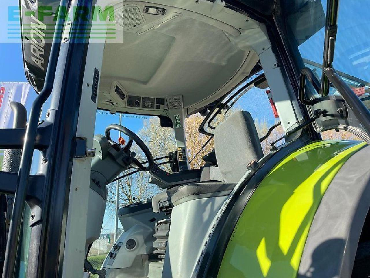 CLAAS arion 650 cis+ CIS+ - Tracteur agricole: photos 3 CLAAS arion 650 cis+ CIS+ - Tracteur agricole: photos 3