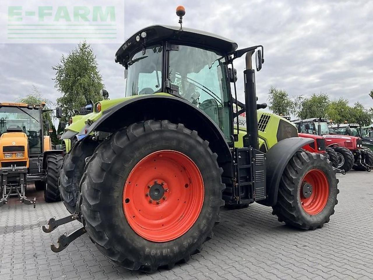 CLAAS axion 800 cis - Tracteur agricole: photos 5 CLAAS axion 800 cis - Tracteur agricole: photos 5
