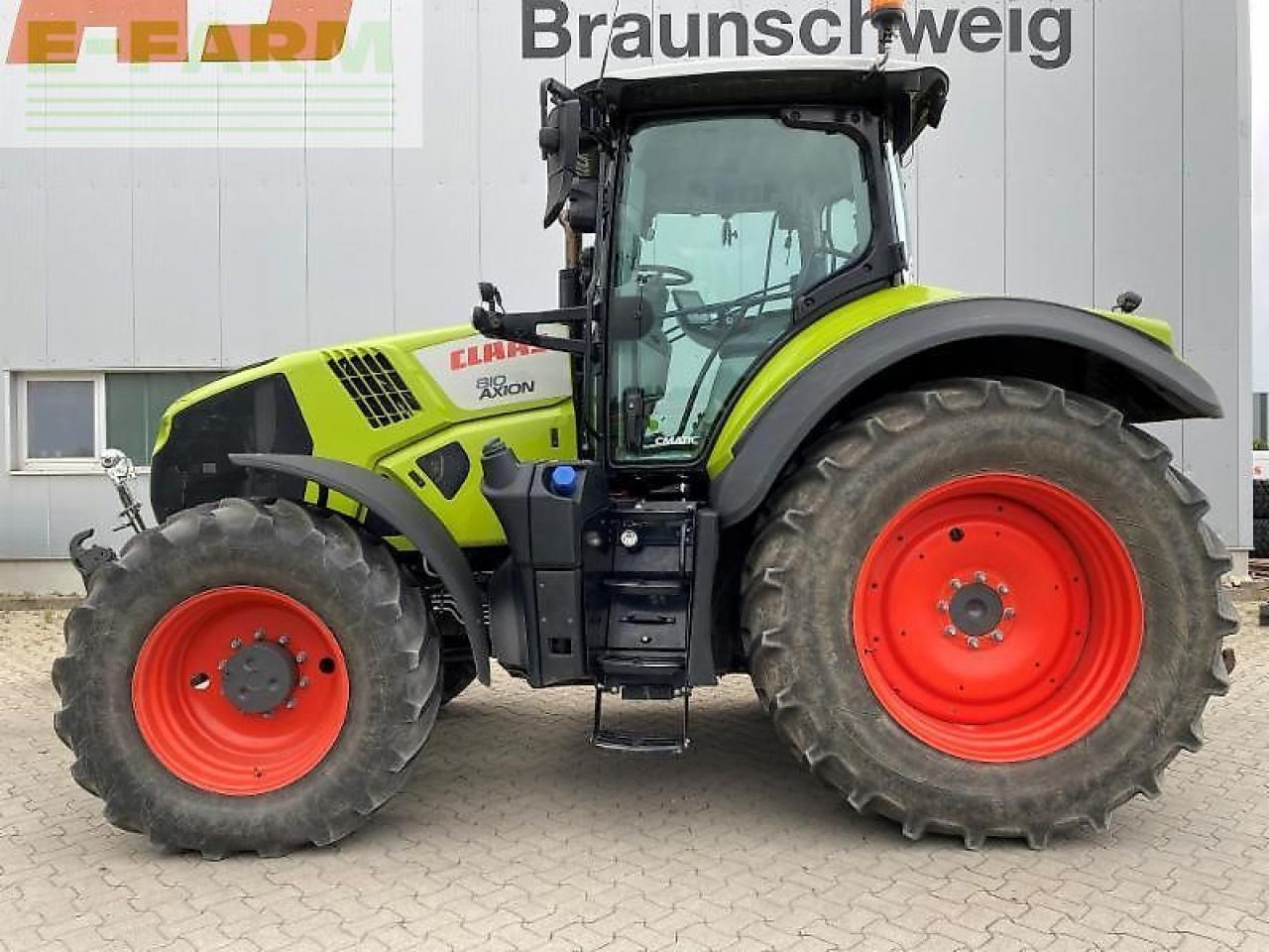 CLAAS axion 810 - Tracteur agricole: photos 1 CLAAS axion 810 - Tracteur agricole: photos 1