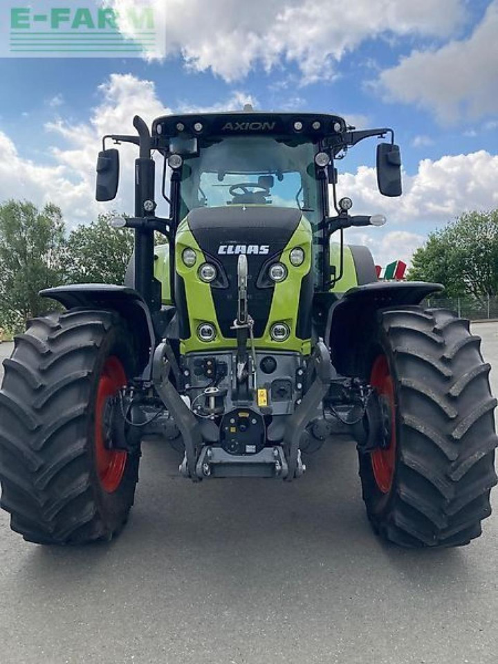 CLAAS axion 830 cmatic - Tracteur agricole: photos 3 CLAAS axion 830 cmatic - Tracteur agricole: photos 3