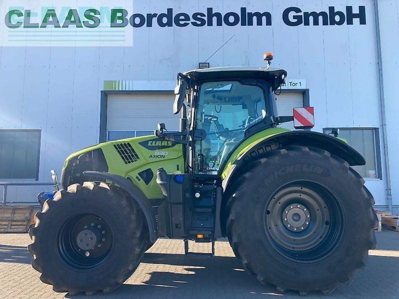 CLAAS axion 830 cmatic CMATIC - Tracteur agricole: photos 1 CLAAS axion 830 cmatic CMATIC - Tracteur agricole: photos 1