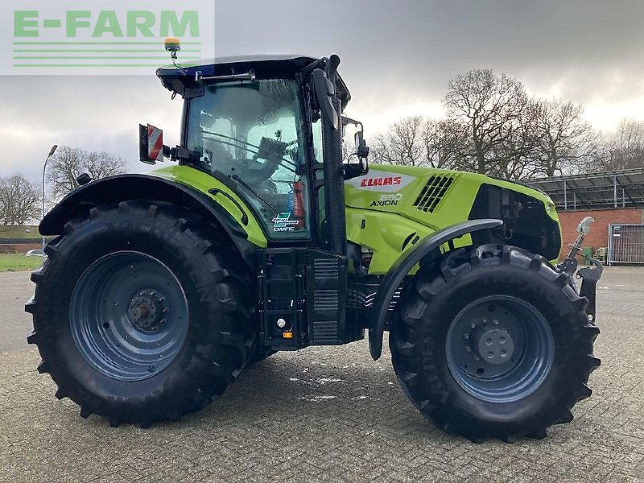 CLAAS axion 830 cmatic CMATIC - Tracteur agricole: photos 5 CLAAS axion 830 cmatic CMATIC - Tracteur agricole: photos 5