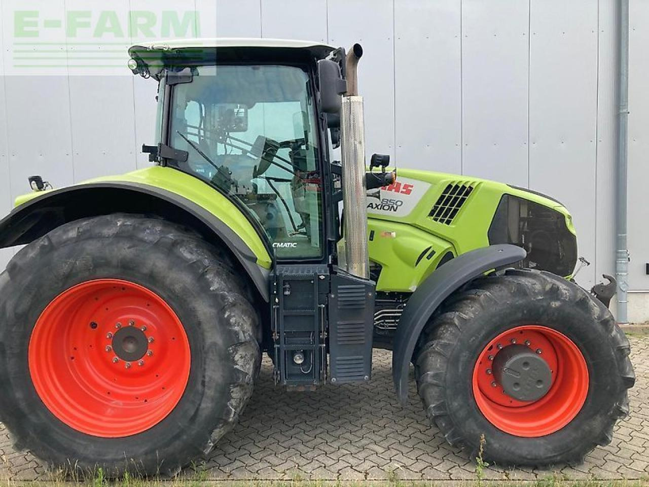 CLAAS axion 830 cmatic CMATIC - Tracteur agricole: photos 1 CLAAS axion 830 cmatic CMATIC - Tracteur agricole: photos 1