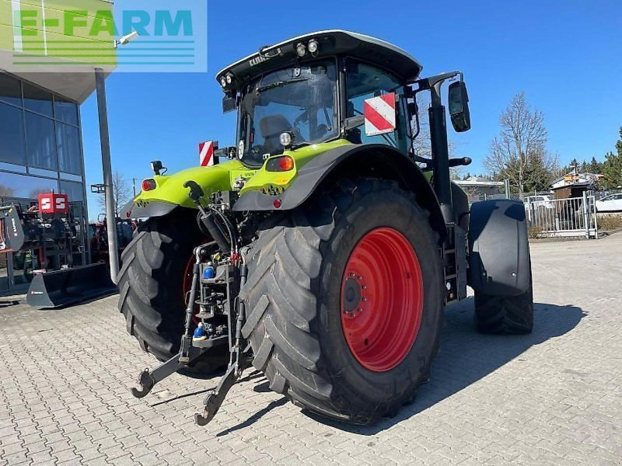 CLAAS axion 850 cmatic - stage v ci - Tracteur agricole: photos 2 CLAAS axion 850 cmatic - stage v ci - Tracteur agricole: photos 2