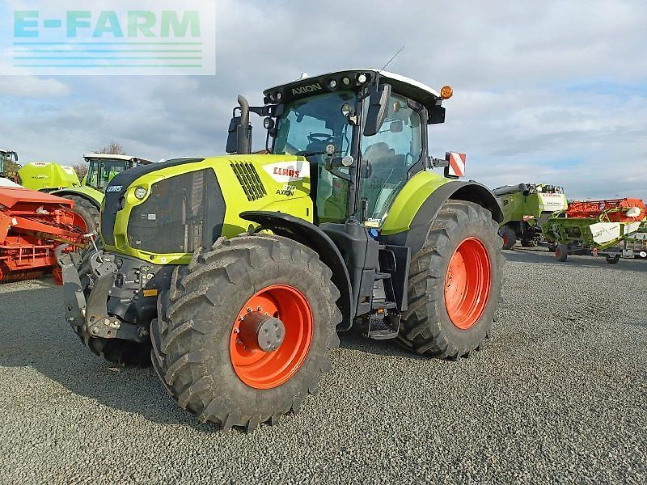 CLAAS axion 870 cmatic CMATIC - Tracteur agricole: photos 1 CLAAS axion 870 cmatic CMATIC - Tracteur agricole: photos 1