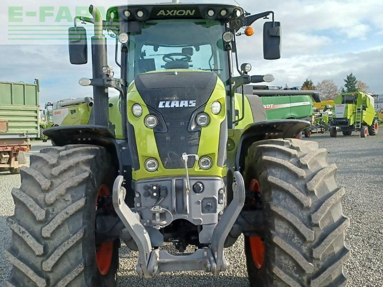 CLAAS axion 870 cmatic CMATIC - Tracteur agricole: photos 2 CLAAS axion 870 cmatic CMATIC - Tracteur agricole: photos 2