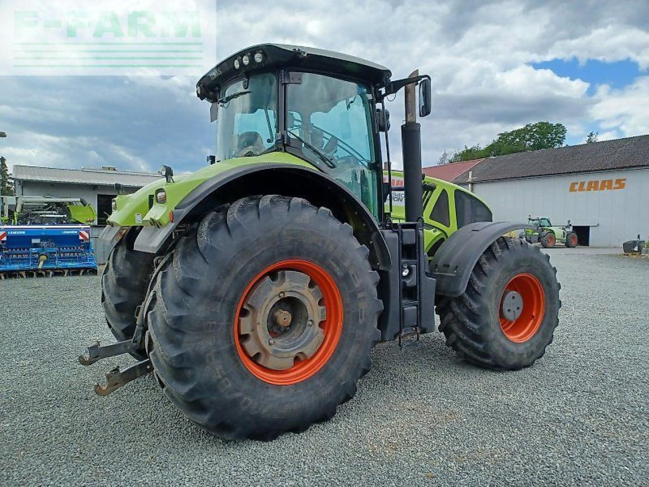 CLAAS axion 940 c-matic - Tracteur agricole: photos 4 CLAAS axion 940 c-matic - Tracteur agricole: photos 4