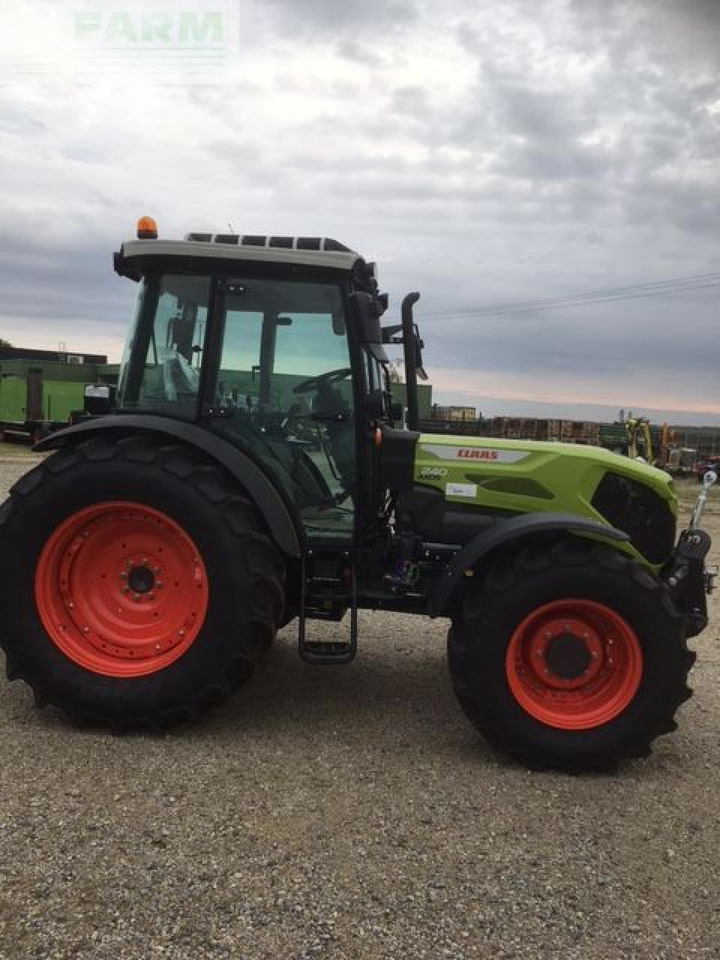 CLAAS axos 240 - Tracteur agricole: photos 3 CLAAS axos 240 - Tracteur agricole: photos 3