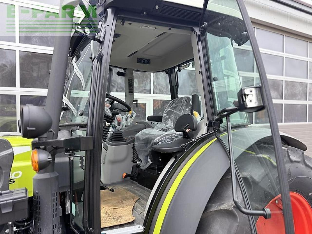 Tracteur agricole CLAAS axos 240 advanced fl-konsole: photos 9