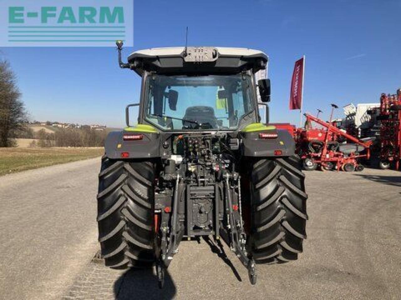 CLAAS axos 3.95 comfort - Tracteur agricole: photos 4 CLAAS axos 3.95 comfort - Tracteur agricole: photos 4