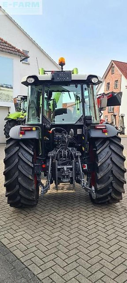 CLAAS axos 40 advanced - Tracteur agricole: photos 5 CLAAS axos 40 advanced - Tracteur agricole: photos 5