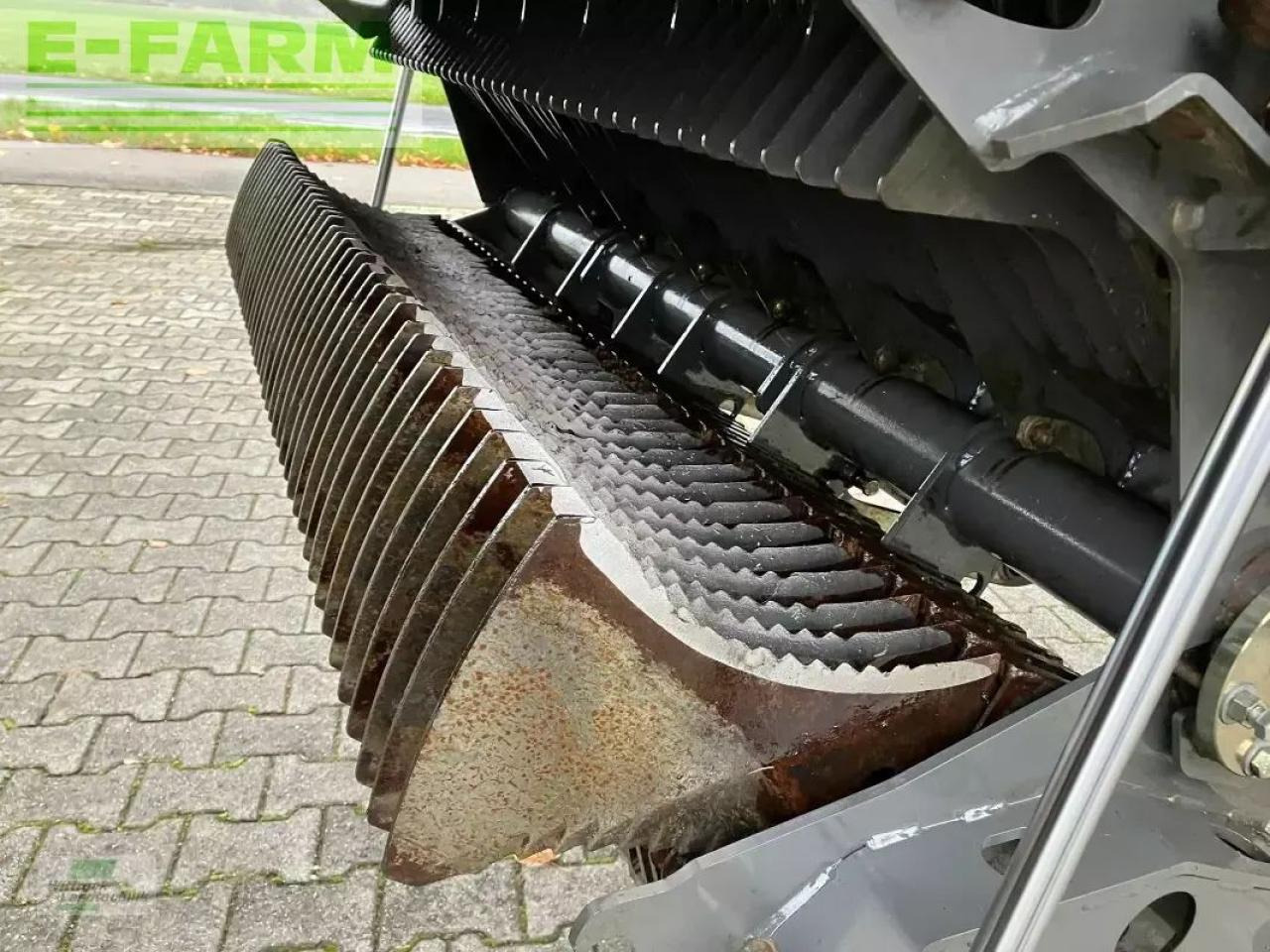 CLAAS cargos 8500 tridem - Autochargeuse: photos 4 CLAAS cargos 8500 tridem - Autochargeuse: photos 4