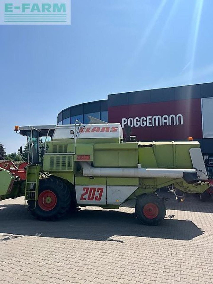 CLAAS dominator 88 - Moissonneuse-batteuse: photos 3 CLAAS dominator 88 - Moissonneuse-batteuse: photos 3