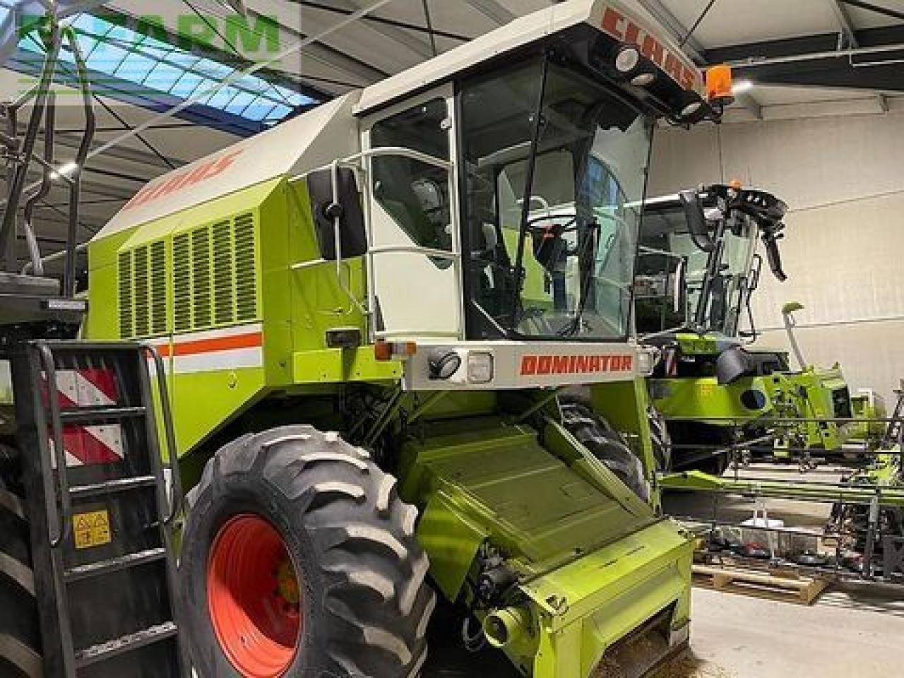 CLAAS dominator 88 - Moissonneuse-batteuse: photos 1 CLAAS dominator 88 - Moissonneuse-batteuse: photos 1