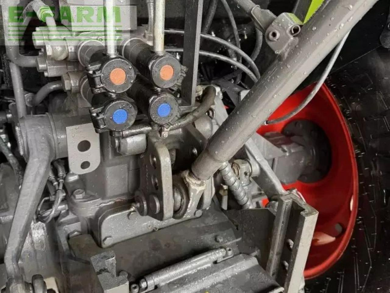 CLAAS elios 210 - Tracteur agricole: photos 4 CLAAS elios 210 - Tracteur agricole: photos 4