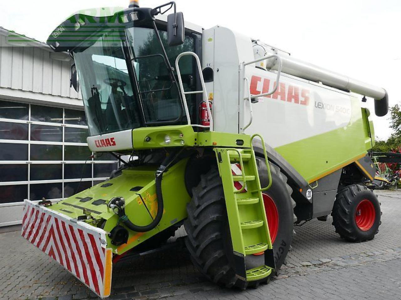 CLAAS lexion 540 c - Moissonneuse-batteuse: photos 1 CLAAS lexion 540 c - Moissonneuse-batteuse: photos 1