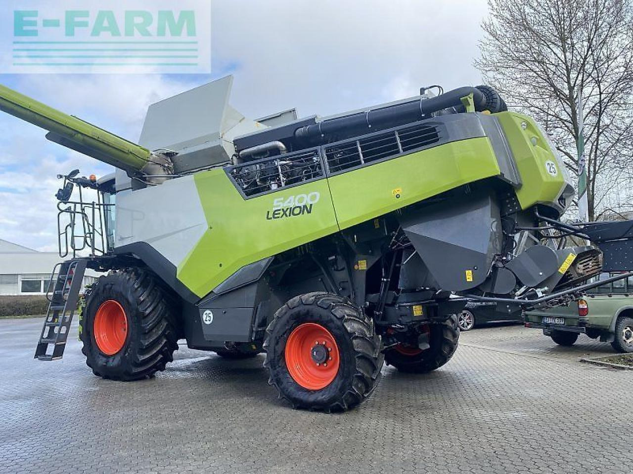 CLAAS lexion 5400 - Moissonneuse-batteuse: photos 3 CLAAS lexion 5400 - Moissonneuse-batteuse: photos 3