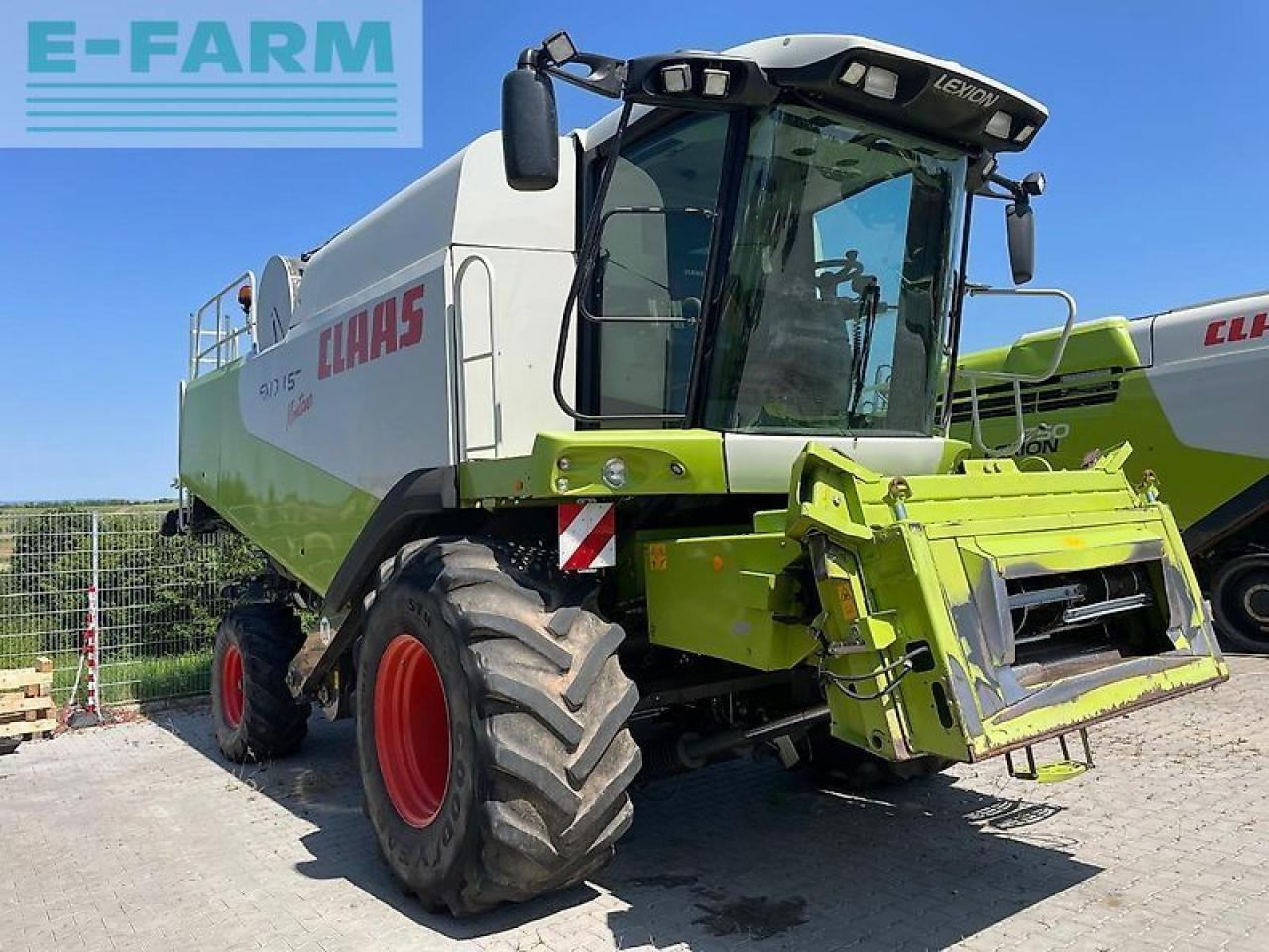 CLAAS lexion 570 montana - Moissonneuse-batteuse: photos 2 CLAAS lexion 570 montana - Moissonneuse-batteuse: photos 2