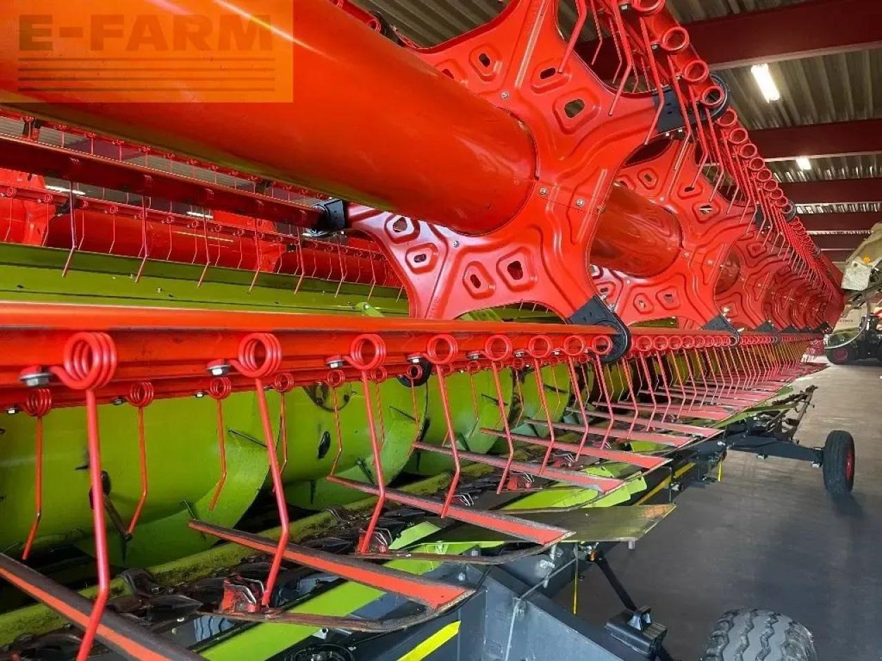 CLAAS lexion 6700 - Moissonneuse-batteuse: photos 4 CLAAS lexion 6700 - Moissonneuse-batteuse: photos 4