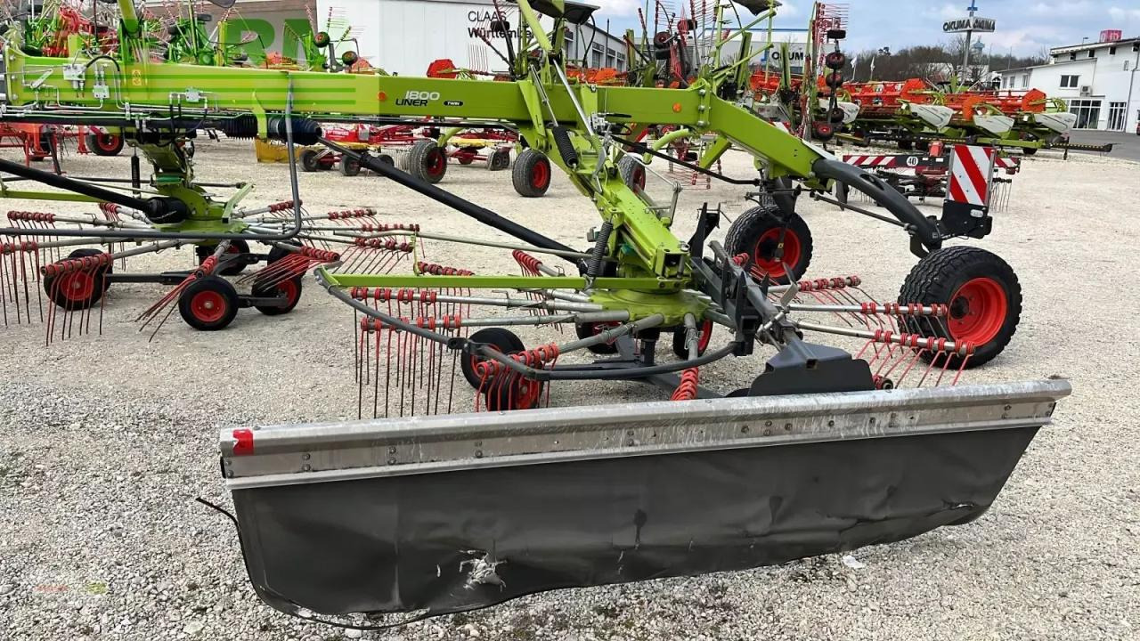 CLAAS liner 1800 twin - Faneuse: photos 4 CLAAS liner 1800 twin - Faneuse: photos 4