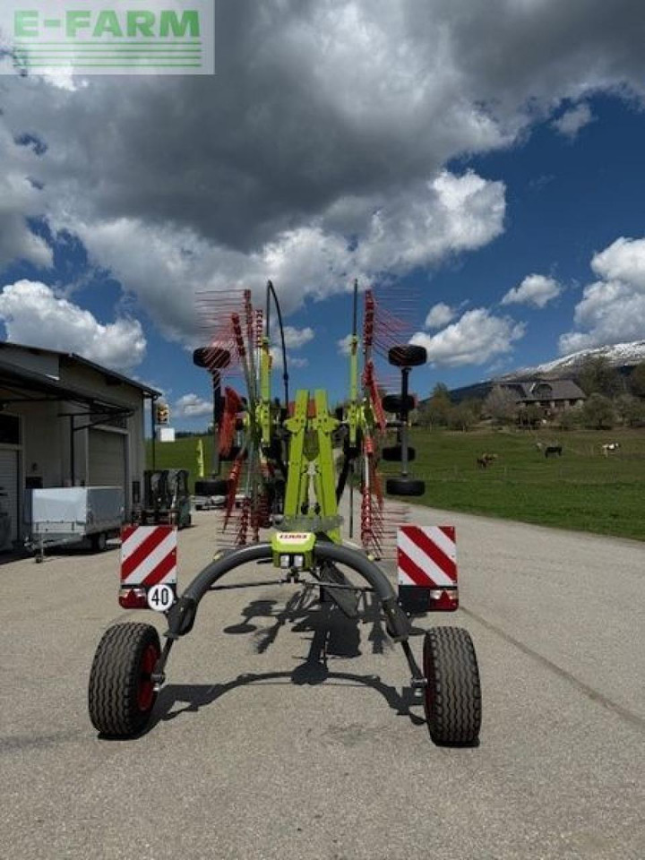 CLAAS liner 2600 trend - Faneuse: photos 3 CLAAS liner 2600 trend - Faneuse: photos 3