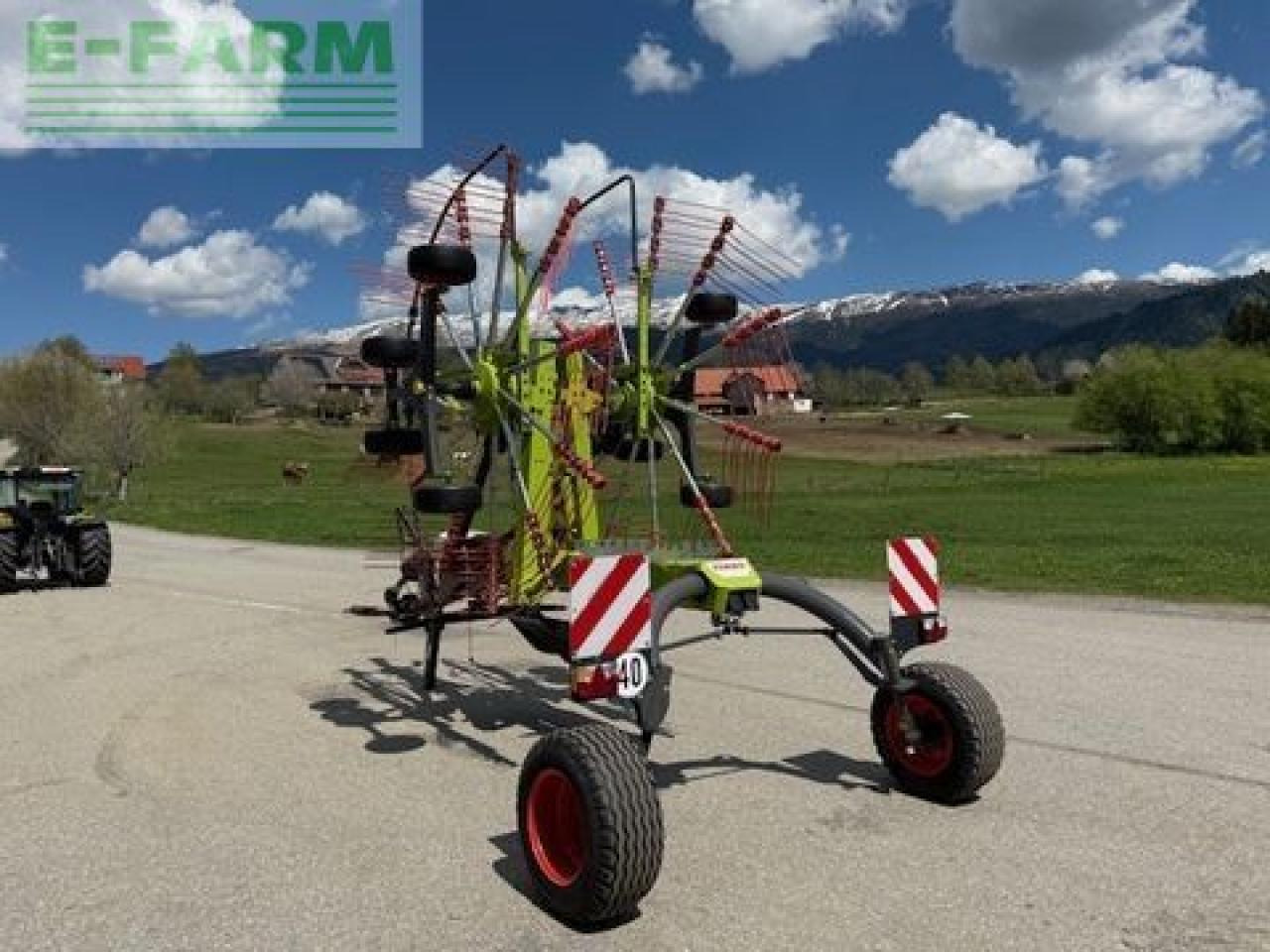 CLAAS liner 2600 trend - Faneuse: photos 4 CLAAS liner 2600 trend - Faneuse: photos 4