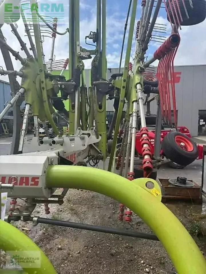 CLAAS liner 2900 - Faneuse: photos 4 CLAAS liner 2900 - Faneuse: photos 4