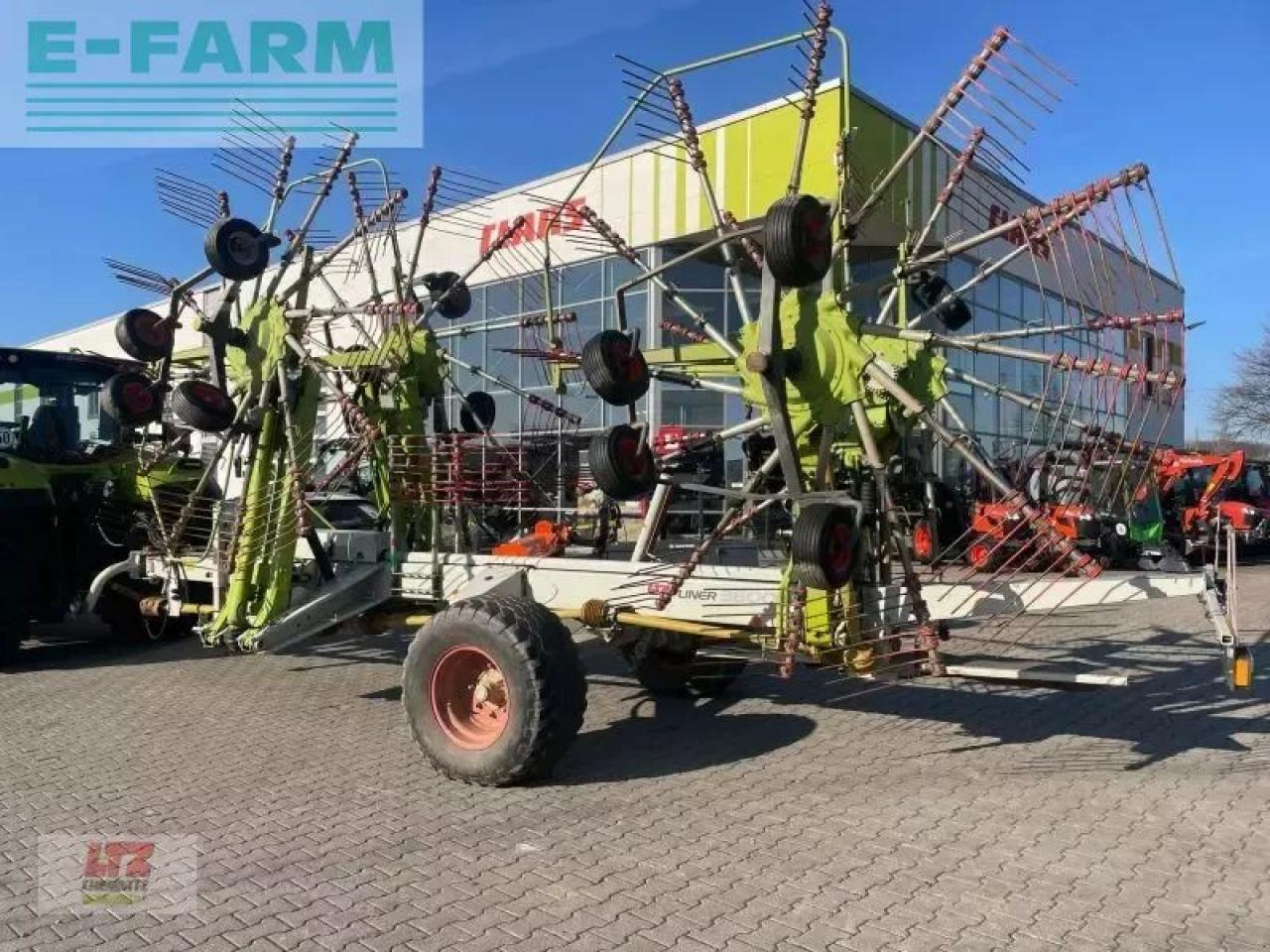 CLAAS liner 3600 - Faneuse: photos 3 CLAAS liner 3600 - Faneuse: photos 3