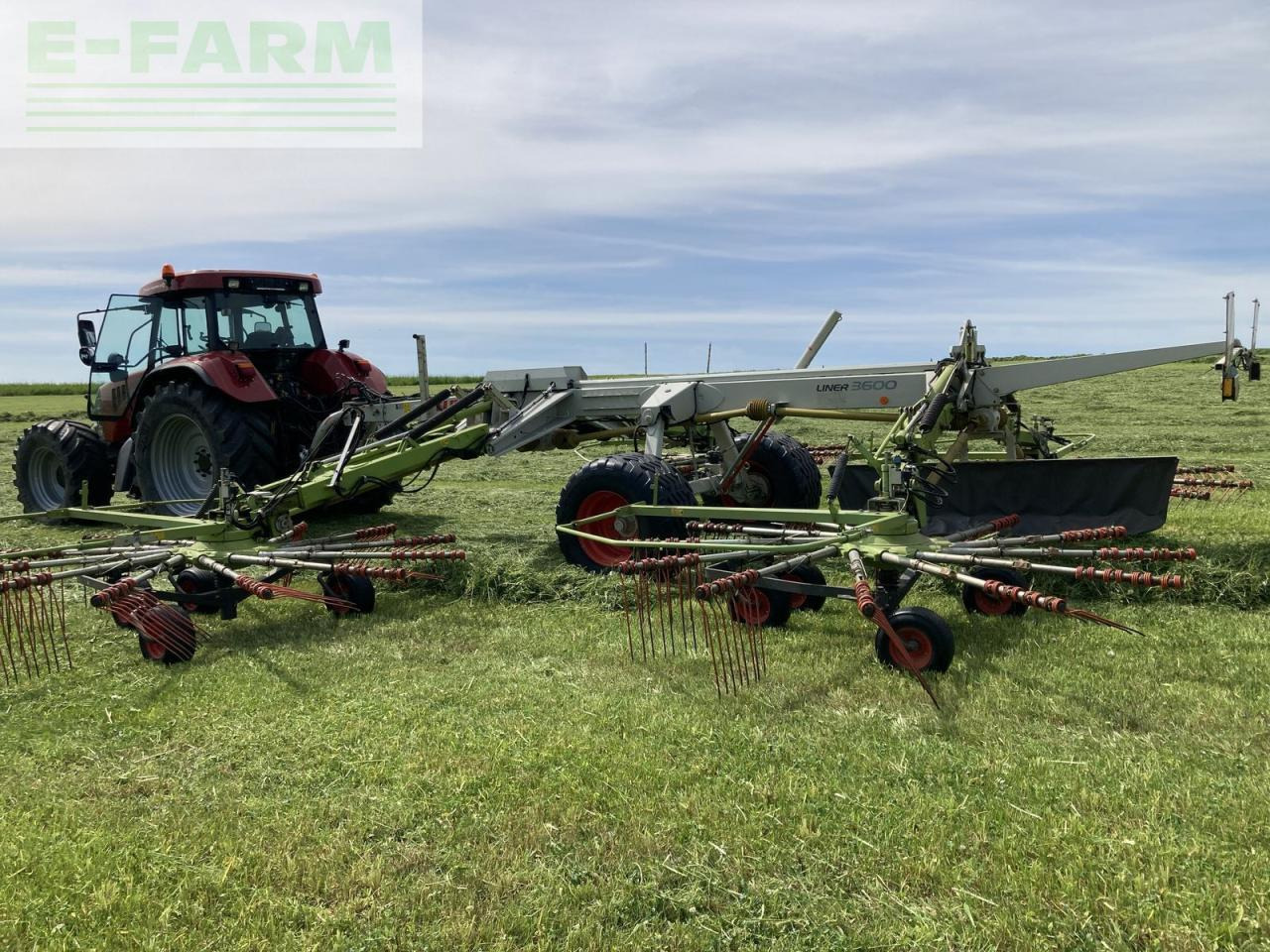 CLAAS liner 3600 comfort - Faneuse: photos 3 CLAAS liner 3600 comfort - Faneuse: photos 3