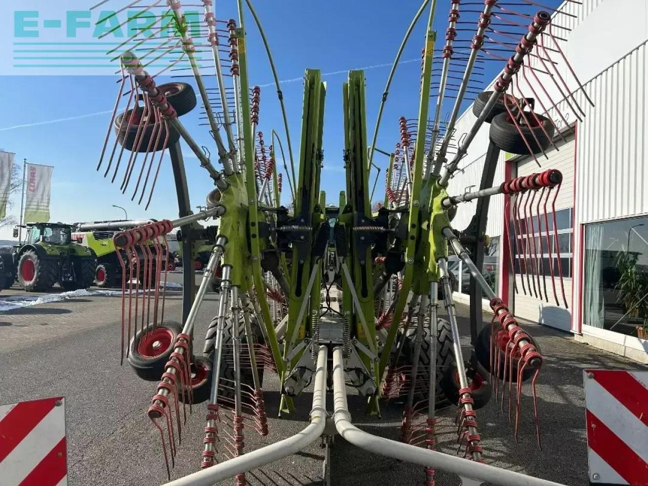 Faneuse CLAAS liner 4000: photos 9
