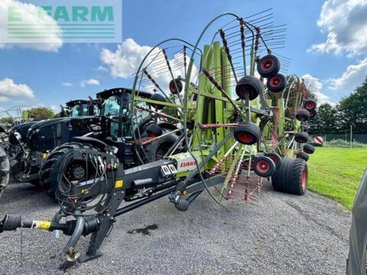 CLAAS liner 4900 business - Faneuse: photos 2 CLAAS liner 4900 business - Faneuse: photos 2