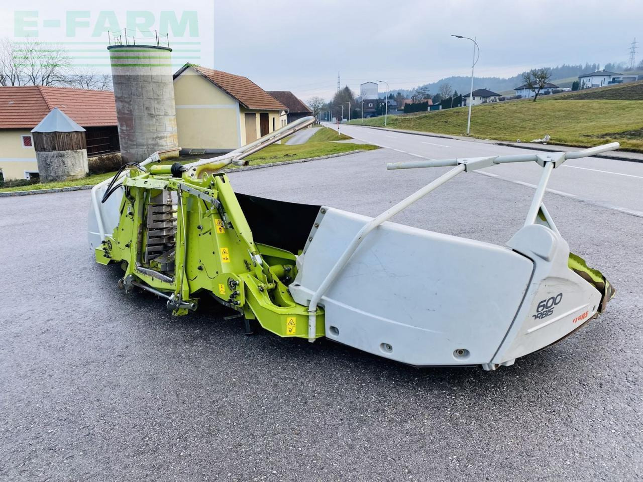 CLAAS orbis 600 - gebrauchtes maisgebiss / maisvorsatz - Accessoire aux ensileuses: photos 5 CLAAS orbis 600 - gebrauchtes maisgebiss / maisvorsatz - Accessoire aux ensileuses: photos 5