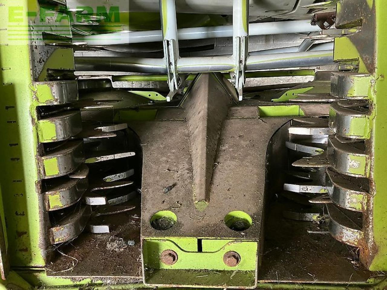 CLAAS orbis 750 auto contour 3t - Accessoire aux ensileuses: photos 2 CLAAS orbis 750 auto contour 3t - Accessoire aux ensileuses: photos 2