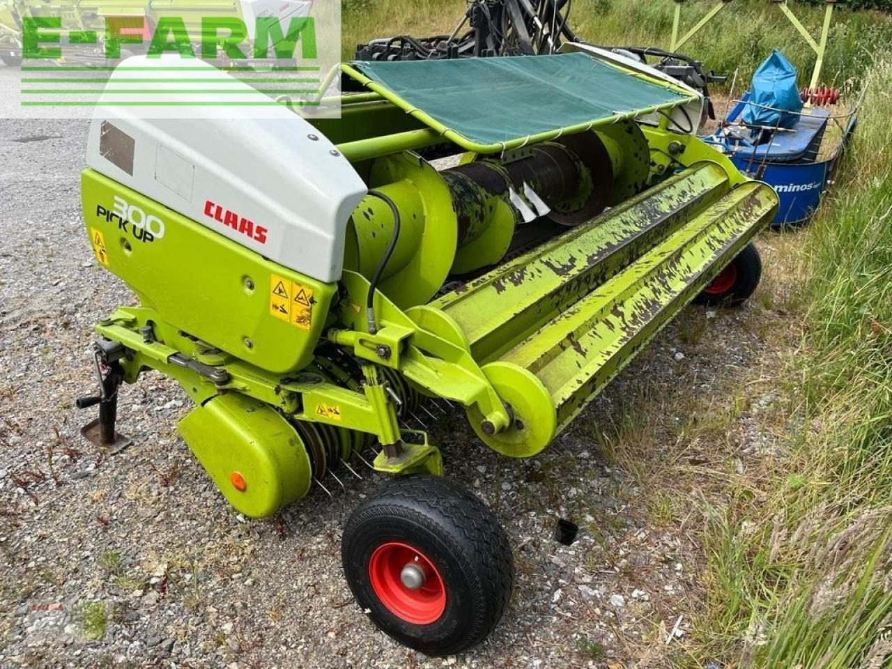CLAAS pick up 300 - Accessoire aux ensileuses: photos 1 CLAAS pick up 300 - Accessoire aux ensileuses: photos 1