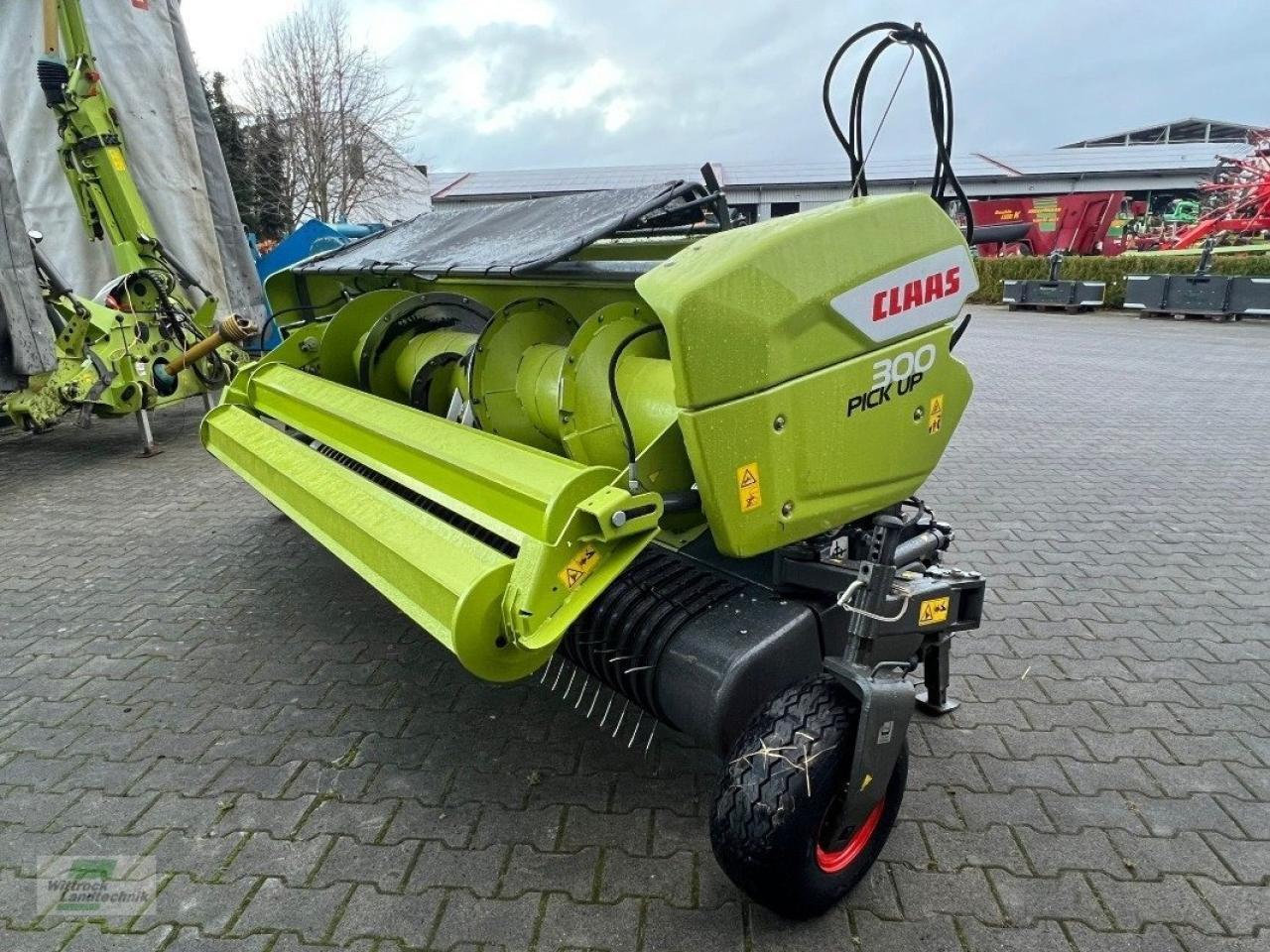 CLAAS pu 300 - Accessoire aux ensileuses: photos 4 CLAAS pu 300 - Accessoire aux ensileuses: photos 4