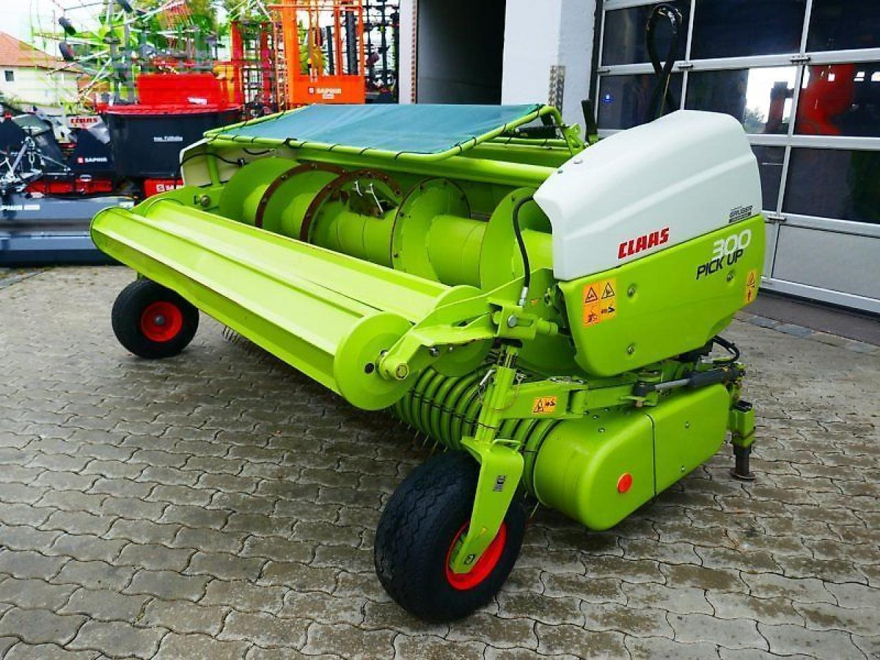 CLAAS pu 300 hd - Accessoire aux ensileuses: photos 1 CLAAS pu 300 hd - Accessoire aux ensileuses: photos 1