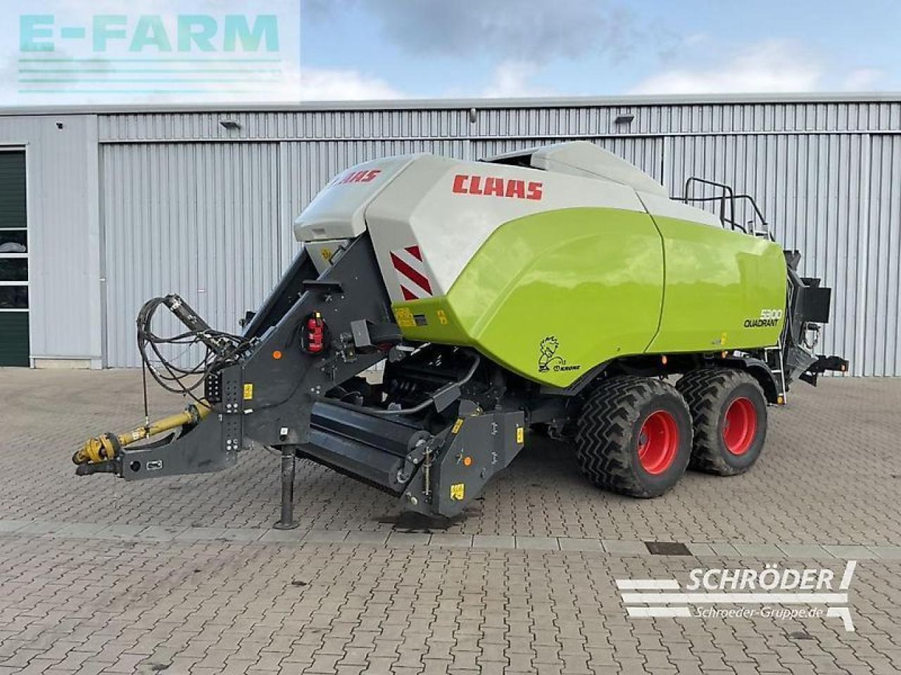 CLAAS quadrant 5300 rf - Presse à balles cubiques: photos 1 CLAAS quadrant 5300 rf - Presse à balles cubiques: photos 1