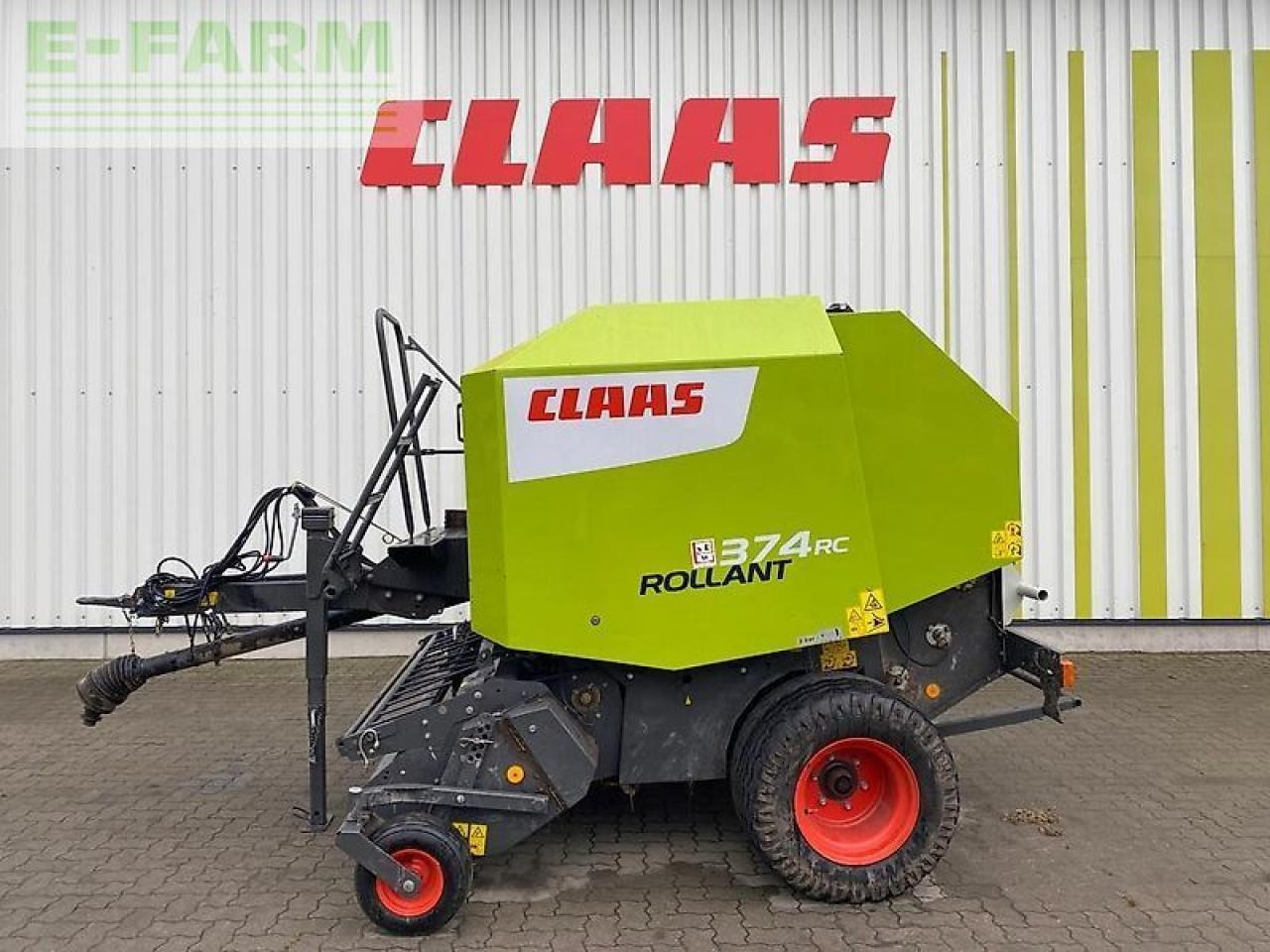 CLAAS rollant 374 rc pro - Presse à balles cubiques: photos 1 CLAAS rollant 374 rc pro - Presse à balles cubiques: photos 1