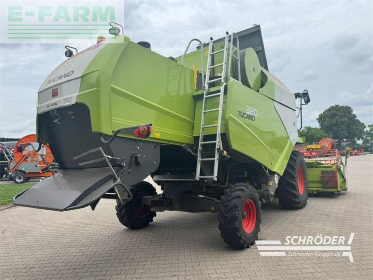 CLAAS tucano 320 - Moissonneuse-batteuse: photos 5 CLAAS tucano 320 - Moissonneuse-batteuse: photos 5