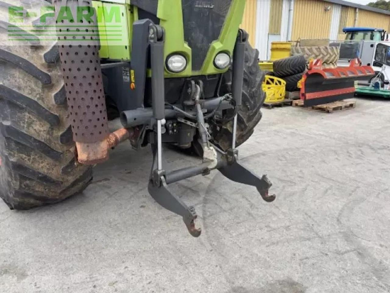 CLAAS xerion 3300 - Tracteur agricole: photos 5 CLAAS xerion 3300 - Tracteur agricole: photos 5
