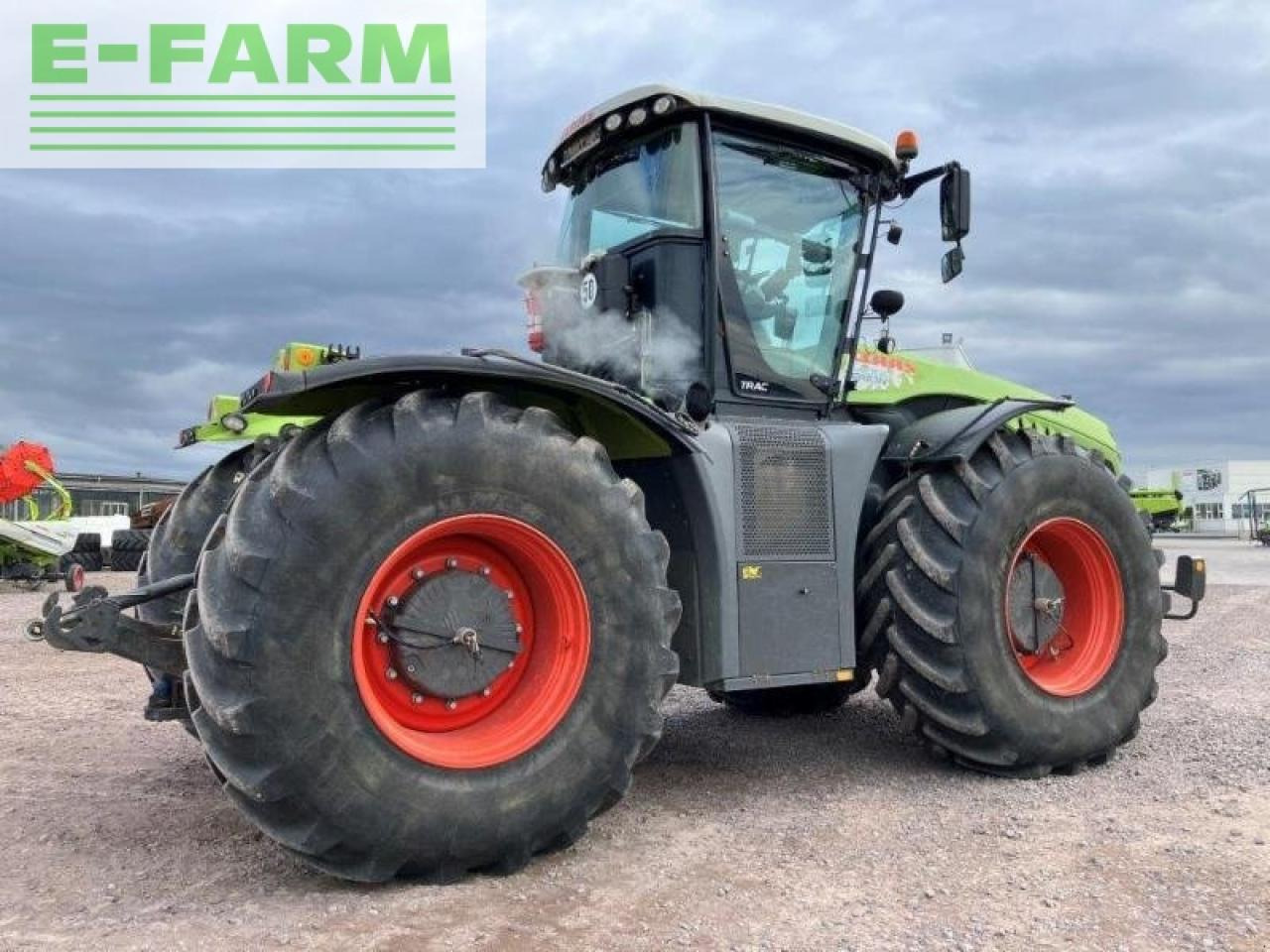 CLAAS xerion 4000 trac TRAC - Tracteur agricole: photos 4 CLAAS xerion 4000 trac TRAC - Tracteur agricole: photos 4