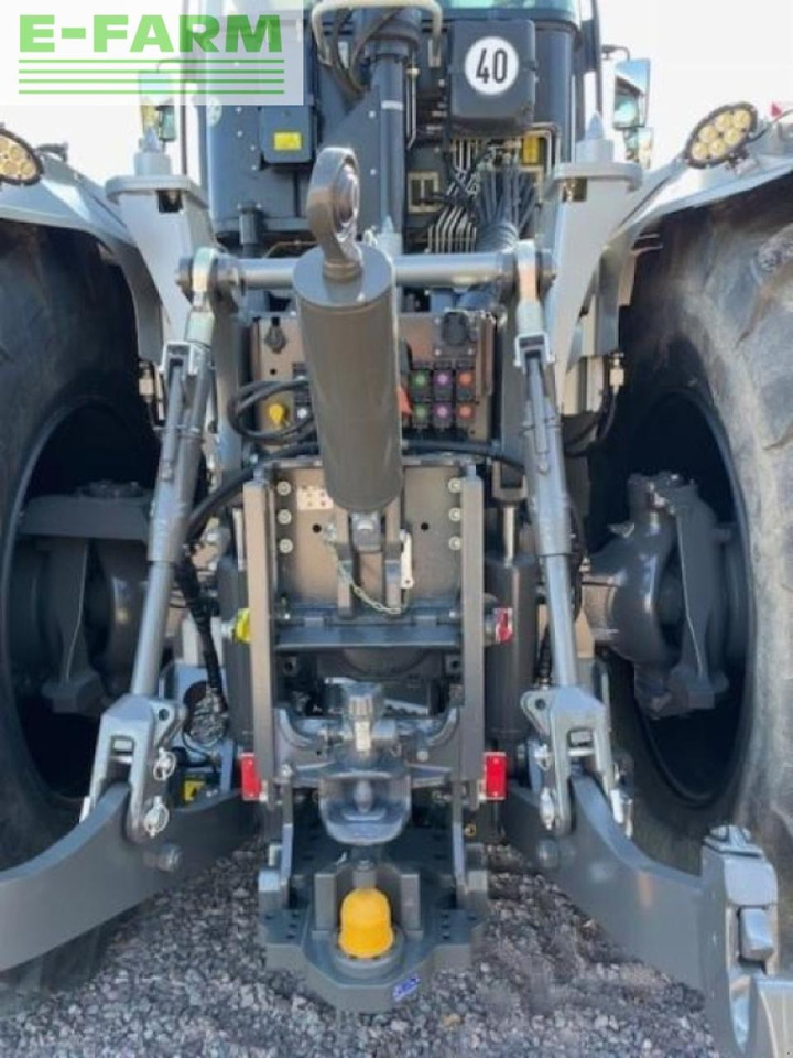 CLAAS xerion 4000 trac vc TRAC VC - Tracteur agricole: photos 5 CLAAS xerion 4000 trac vc TRAC VC - Tracteur agricole: photos 5