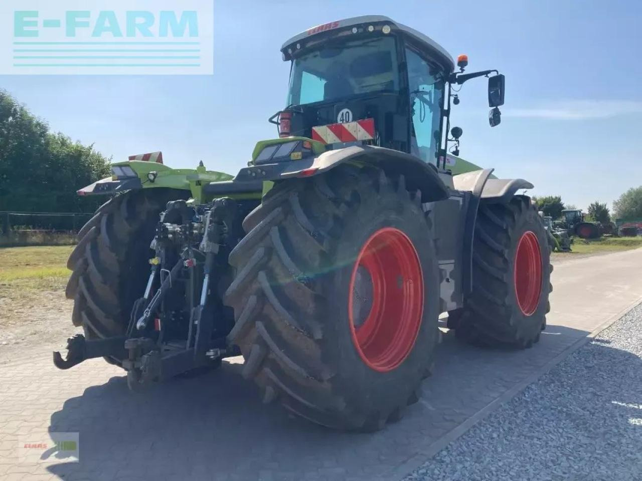 CLAAS xerion 5000 trac TRAC - Tracteur agricole: photos 5 CLAAS xerion 5000 trac TRAC - Tracteur agricole: photos 5